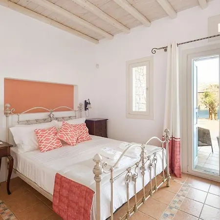Beachfront Etesian 20m From The Sea Mykonos Town